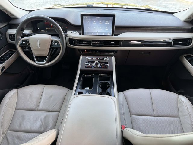 Used 2020 Lincoln Aviator Reserve w/ Elements Package Plus RWD image 26