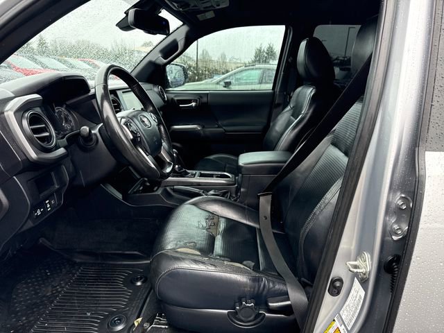 Used 2018 Toyota Tacoma TRD Off-Road image 16