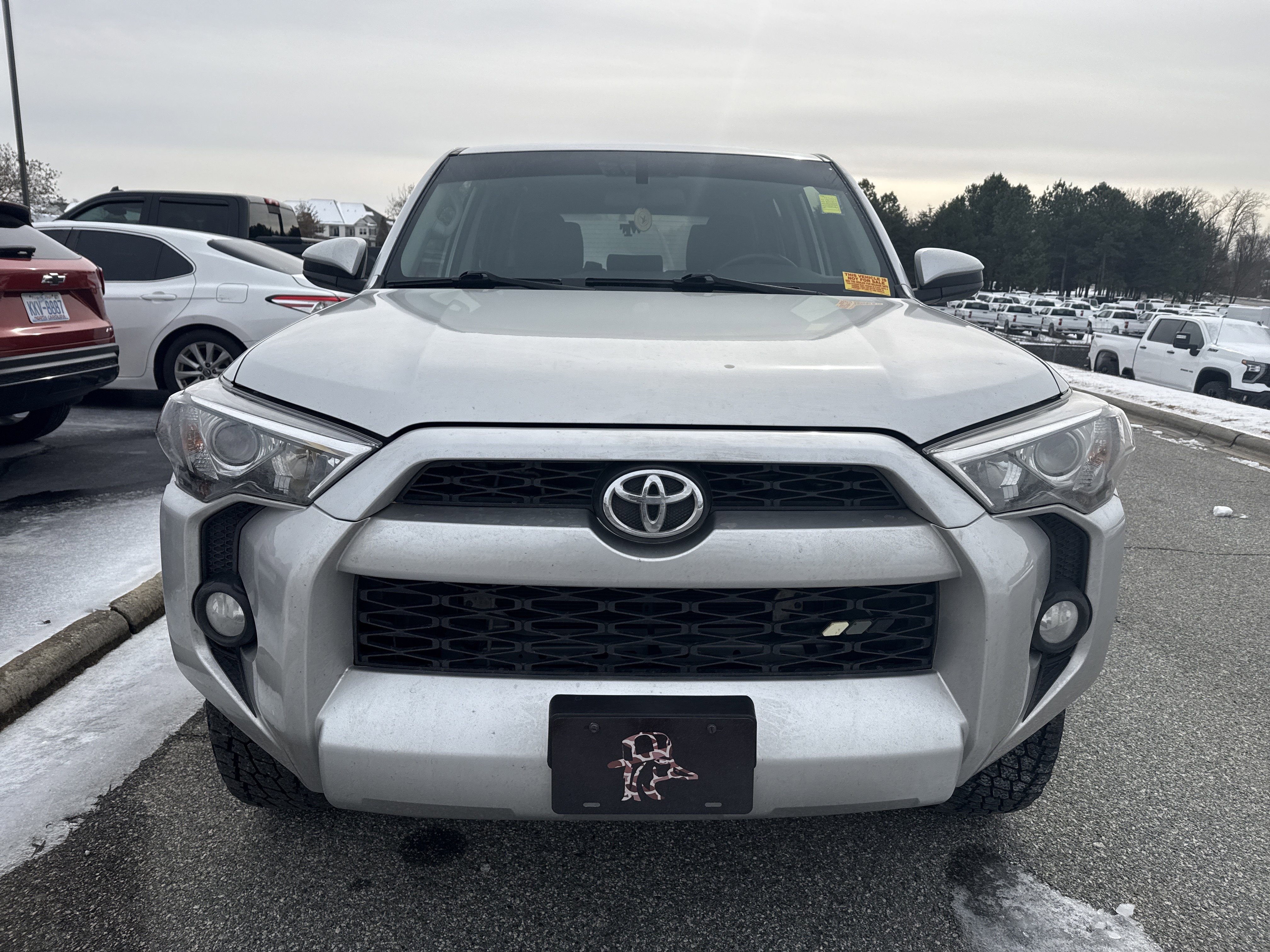 Used 2016 Toyota 4Runner SR5 image 3