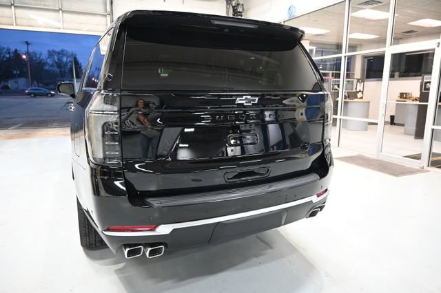 New 2026 Chevrolet Suburban High Country AWD/4WD image 6