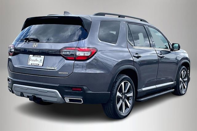 Certified 2023 Honda Pilot Touring image 5