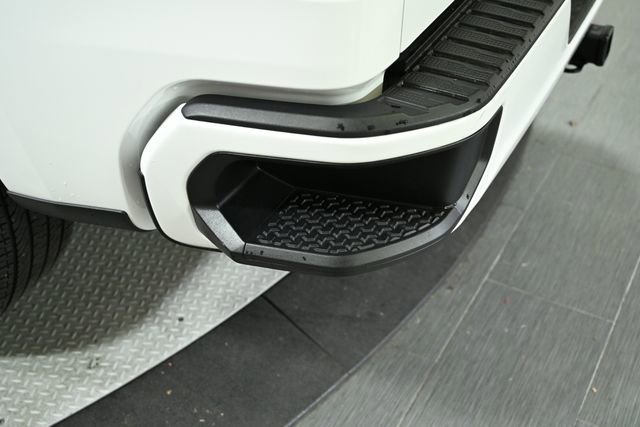 Used 2021 Chevrolet Silverado 1500 Custom image 17