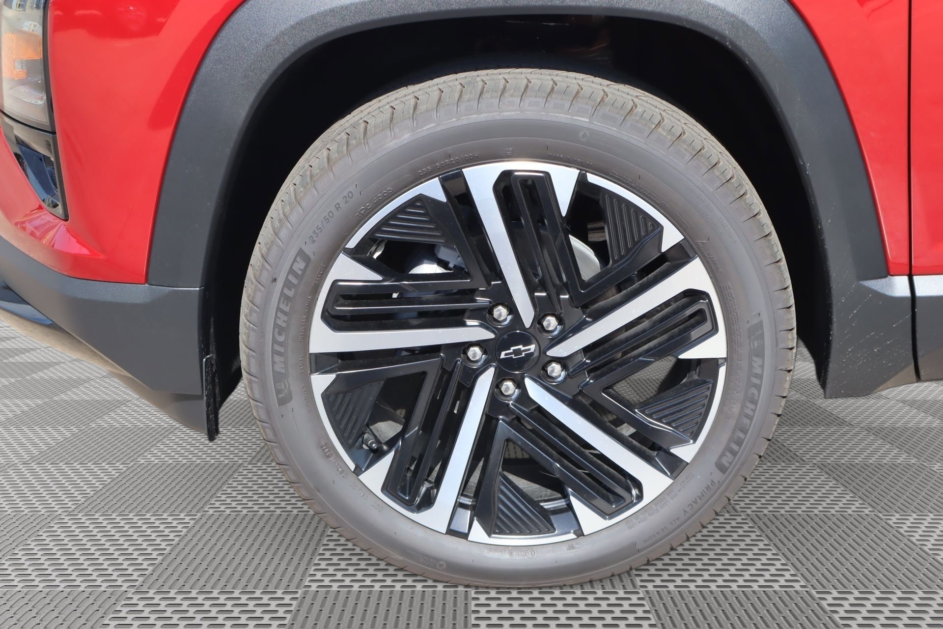 New 2027 Chevrolet Equinox RS w/ Safety and Technology Package AWD/4WD image 18