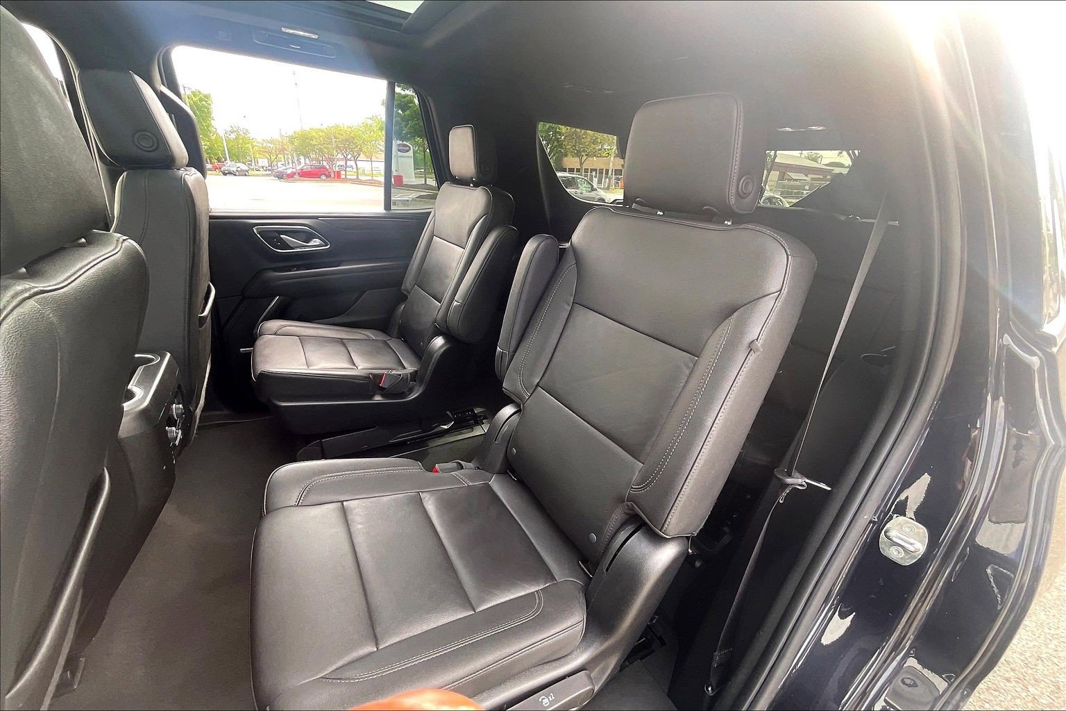 Used 2022 Chevrolet Tahoe LT w/ LT Signature Plus Package AWD/4WD image 31