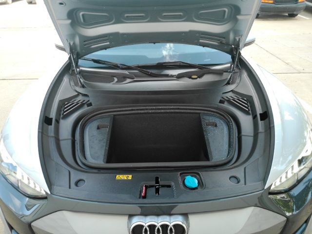Used 2022 Audi e-tron GT Premium Plus AWD/4WD image 51