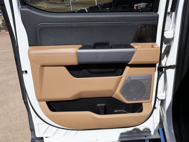 Used 2023 Ford F350 Lariat image 22