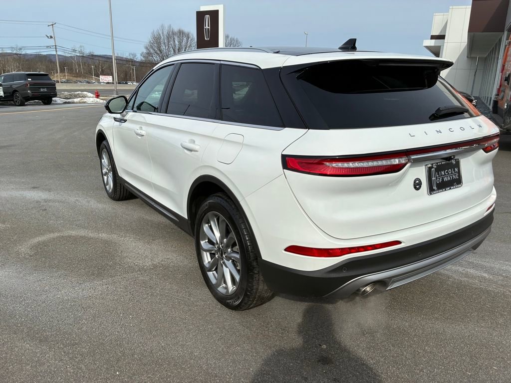 Certified 2022 Lincoln Corsair STANDARD w/ Premium Package image 3