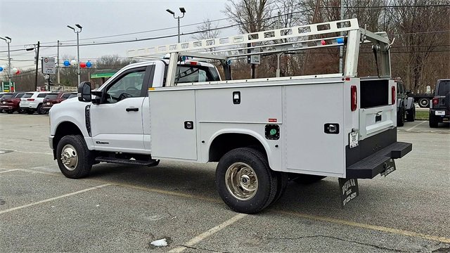 Used 2023 Ford F350 XL w/ Snow Plow Prep Package image 6