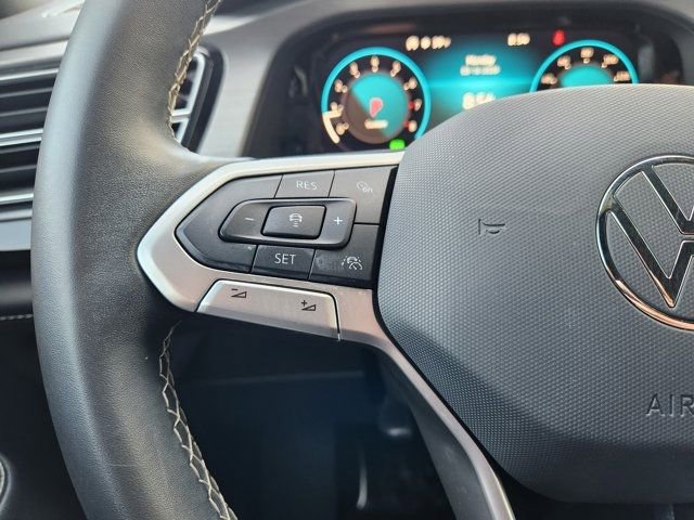 Used 2024 Volkswagen Atlas Cross Sport SE image 29