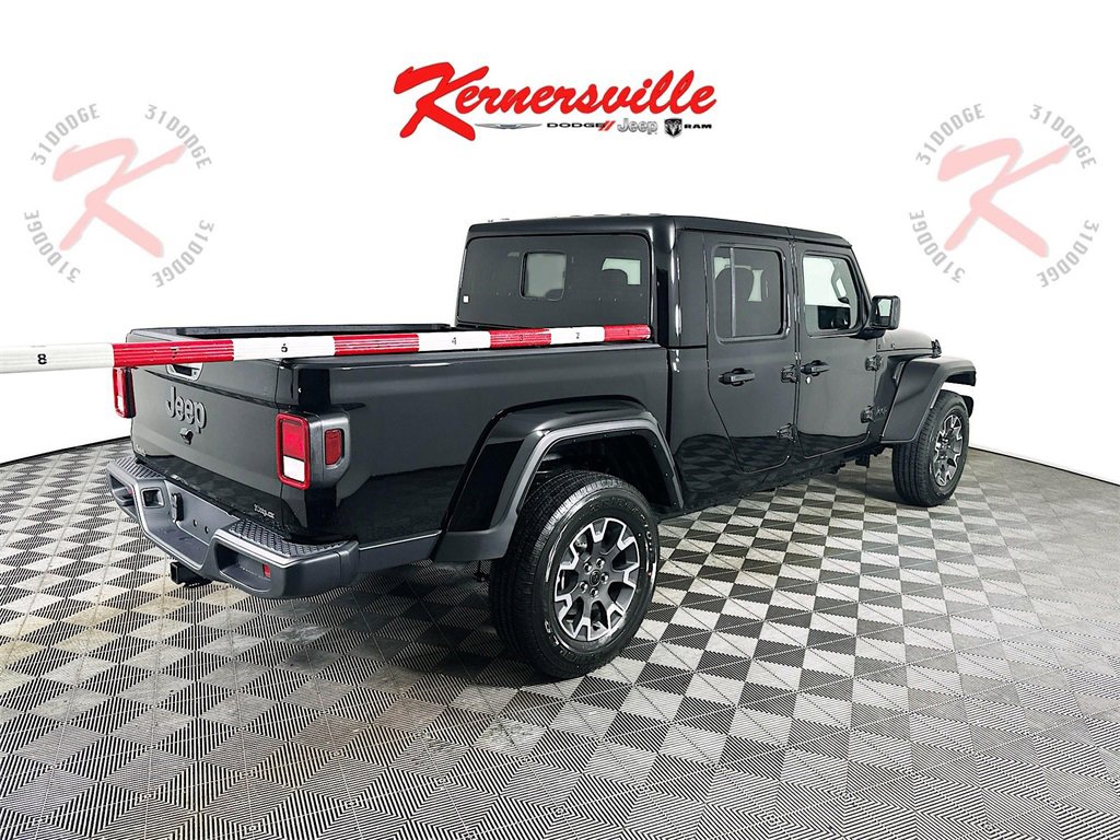 New 2025 Jeep Gladiator Sport w/ Premium Package image 7