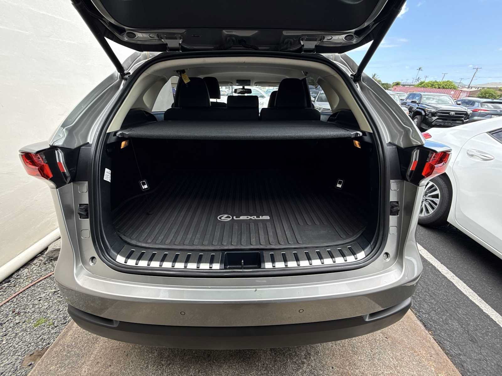 Used 2015 Lexus NX 200t FWD image 23