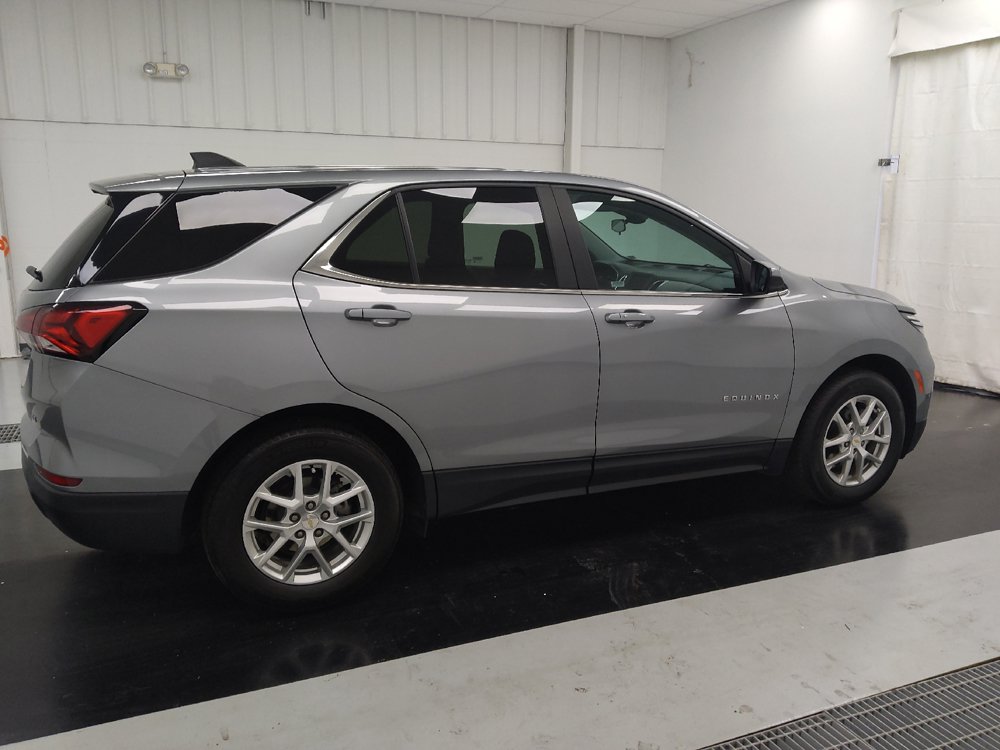Used 2023 Chevrolet Equinox LT FWD image 10