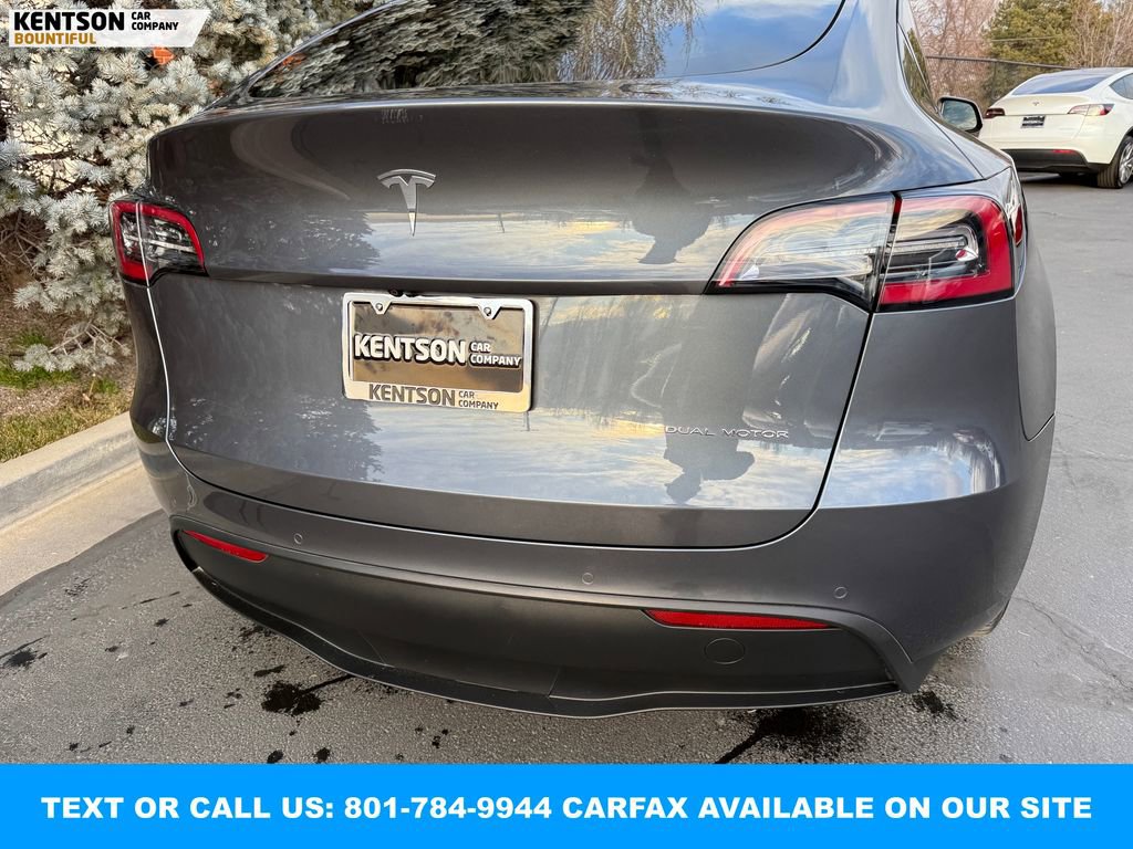 Used 2020 Tesla Model Y Long Range image 26