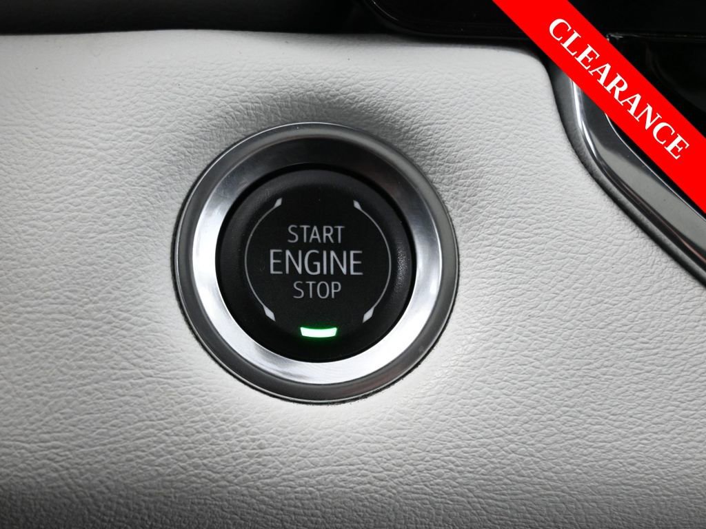 Used 2024 GMC Canyon AT4X image 27