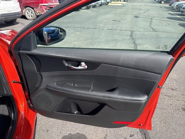 Used 2023 Kia Forte GT-Line image 48