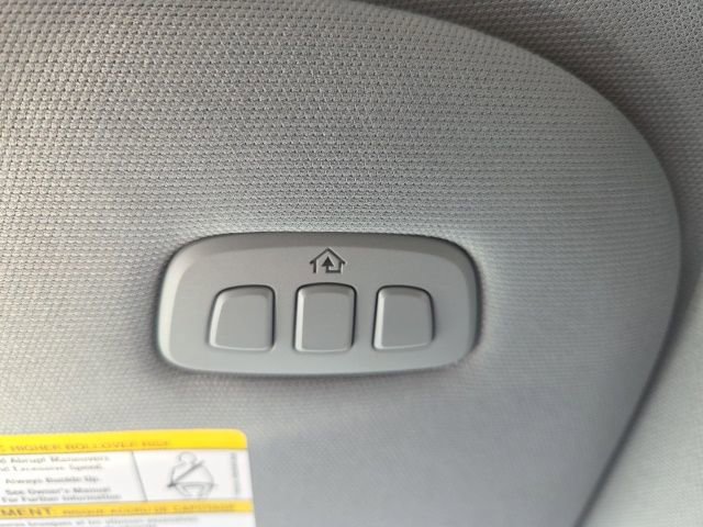 Used 2021 Ford F150 Lariat w/ Equipment Group 502A High image 33