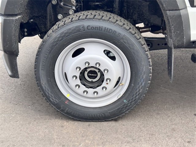 New 2025 Ford F550 4x4 Regular Cab Super Duty w/ XL Chrome Package image 12