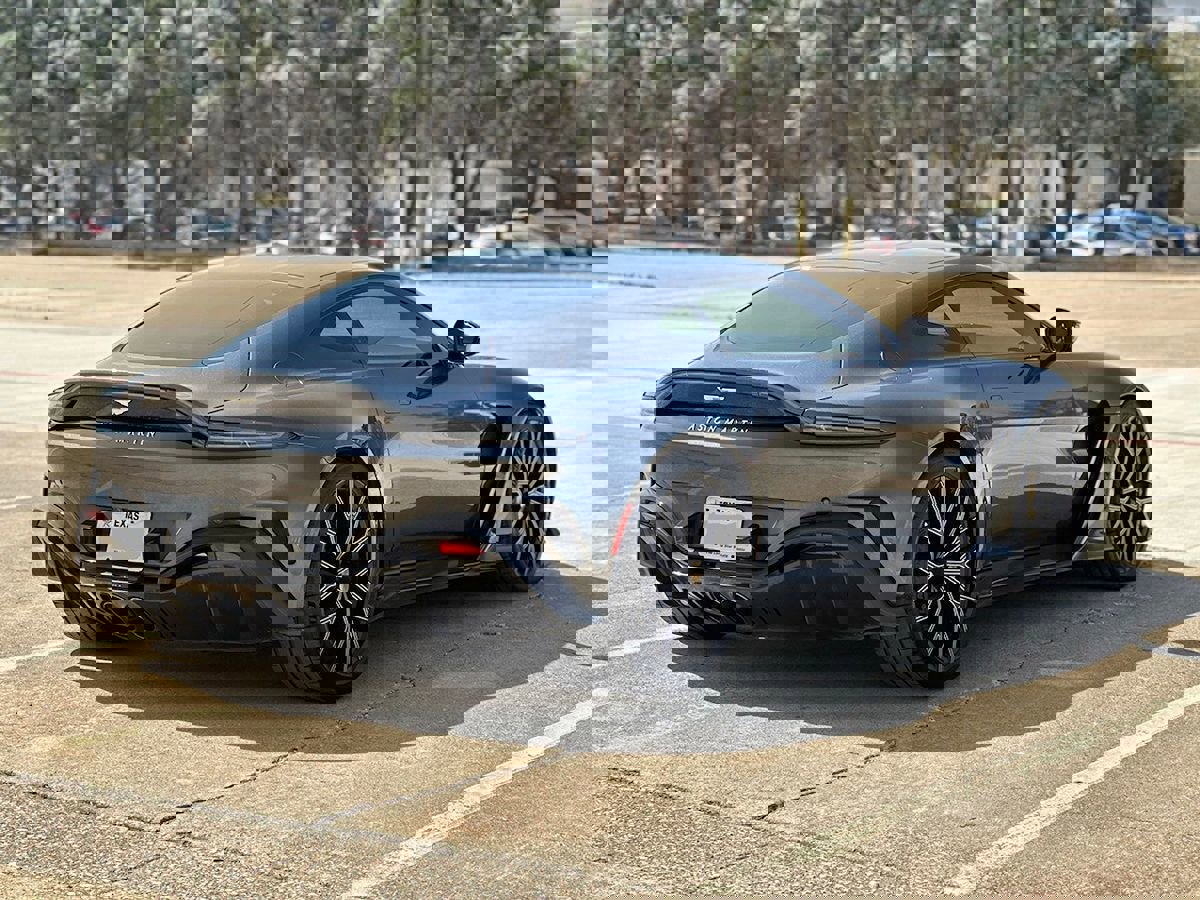 Used 2023 Aston Martin V12 Vantage image 4