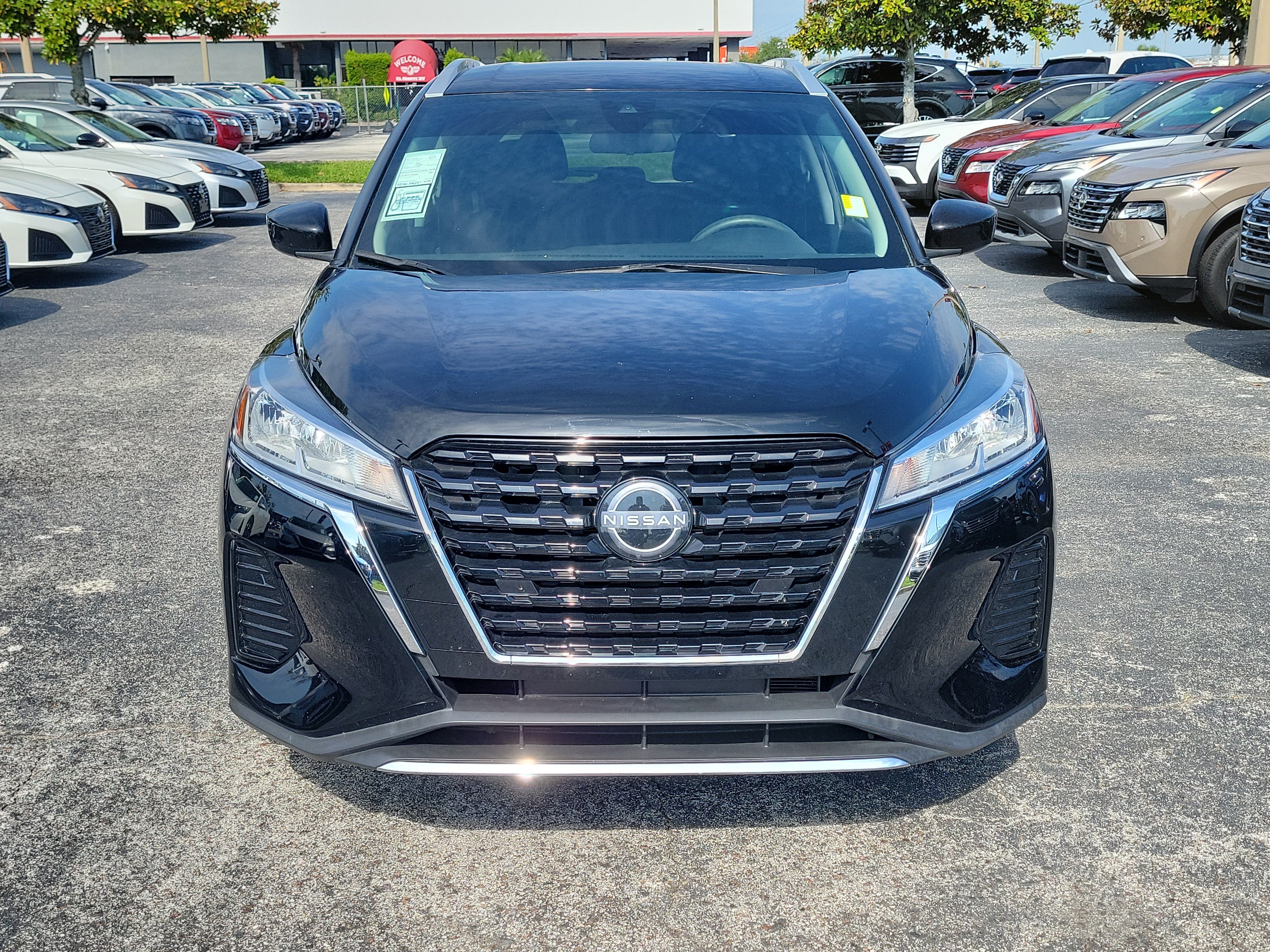 Certified 2024 Nissan Kicks SV FWD image 2