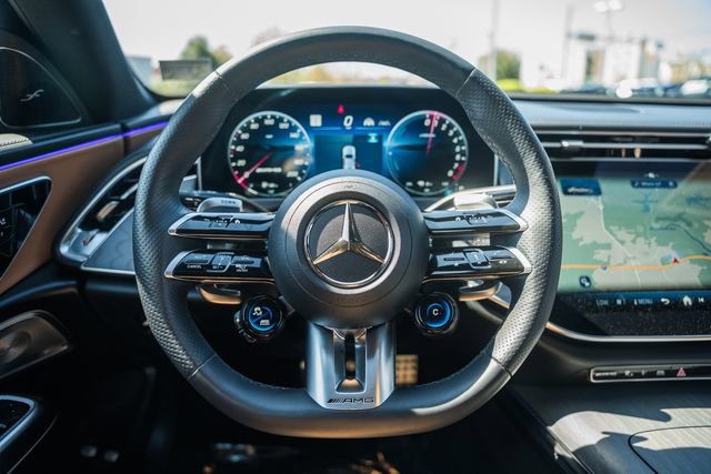 Used 2025 Mercedes-Benz E 53 AMG e 4MATIC Sedan image 26
