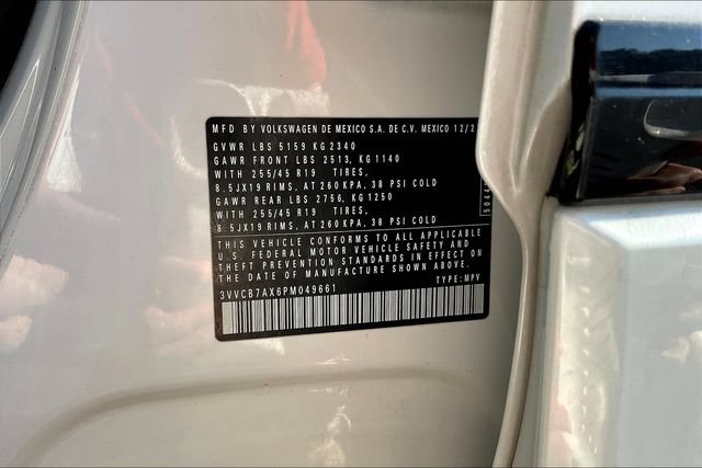 Used 2023 Volkswagen Tiguan SE R-Line FWD image 21