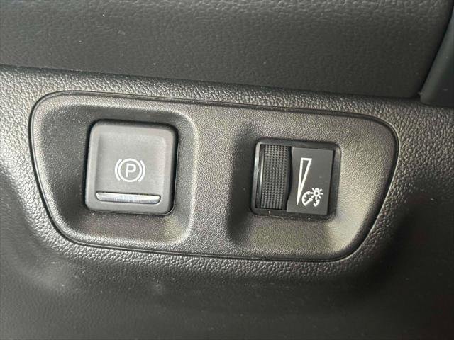 Certified 2023 GMC Acadia SLE image 30