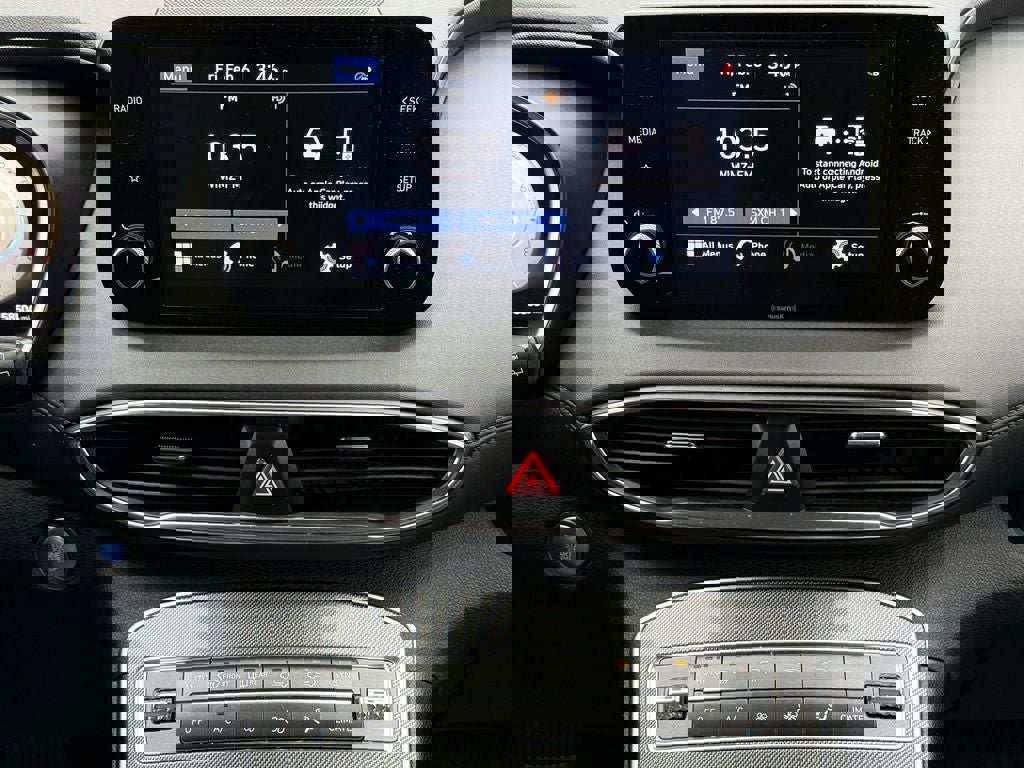 Used 2022 Hyundai Santa Fe SEL w/ Convenience Package image 24