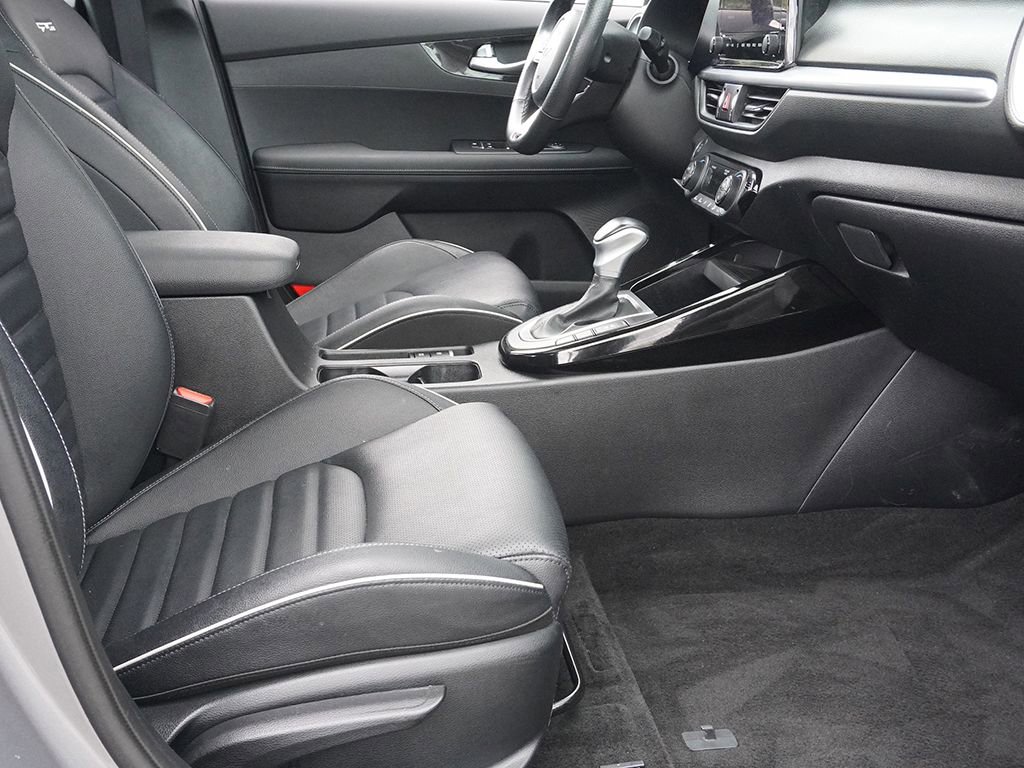 Used 2024 Kia Forte GT-Line w/ GT-Line Premium Package FWD image 27
