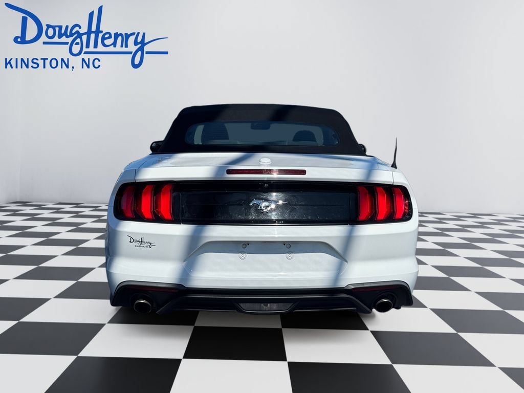 Used 2019 Ford Mustang Convertible w/ Ecoboost Performance Package RWD image 4