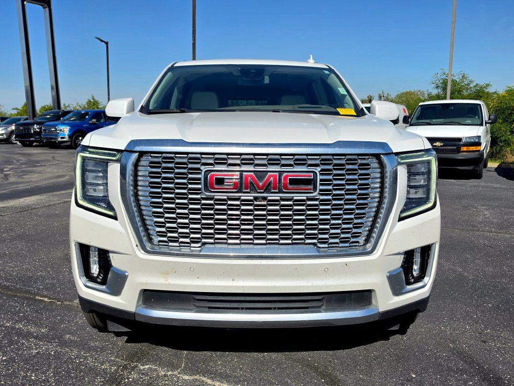 Used 2024 GMC Yukon XL Denali AWD/4WD image 15