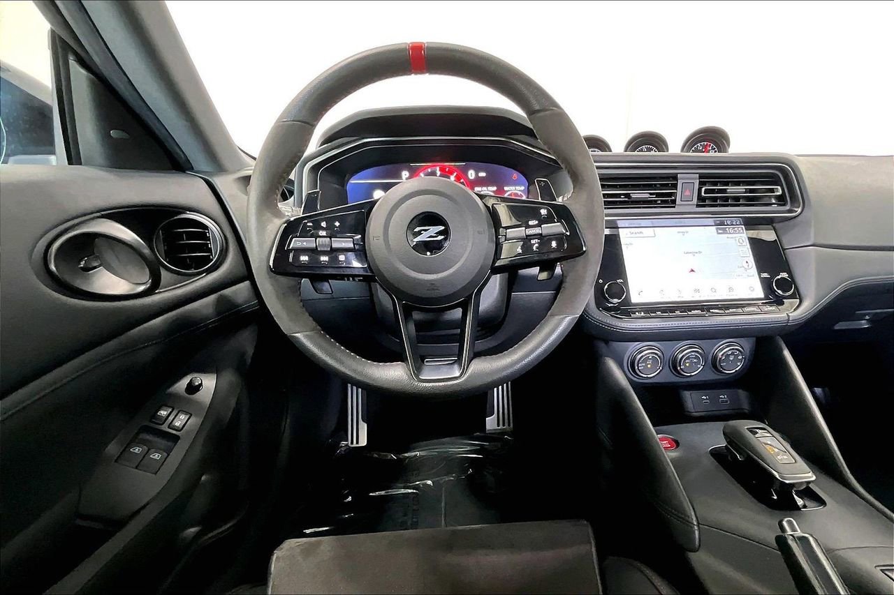 Used 2024 Nissan Z NISMO w/ Floor Mat Package image 4