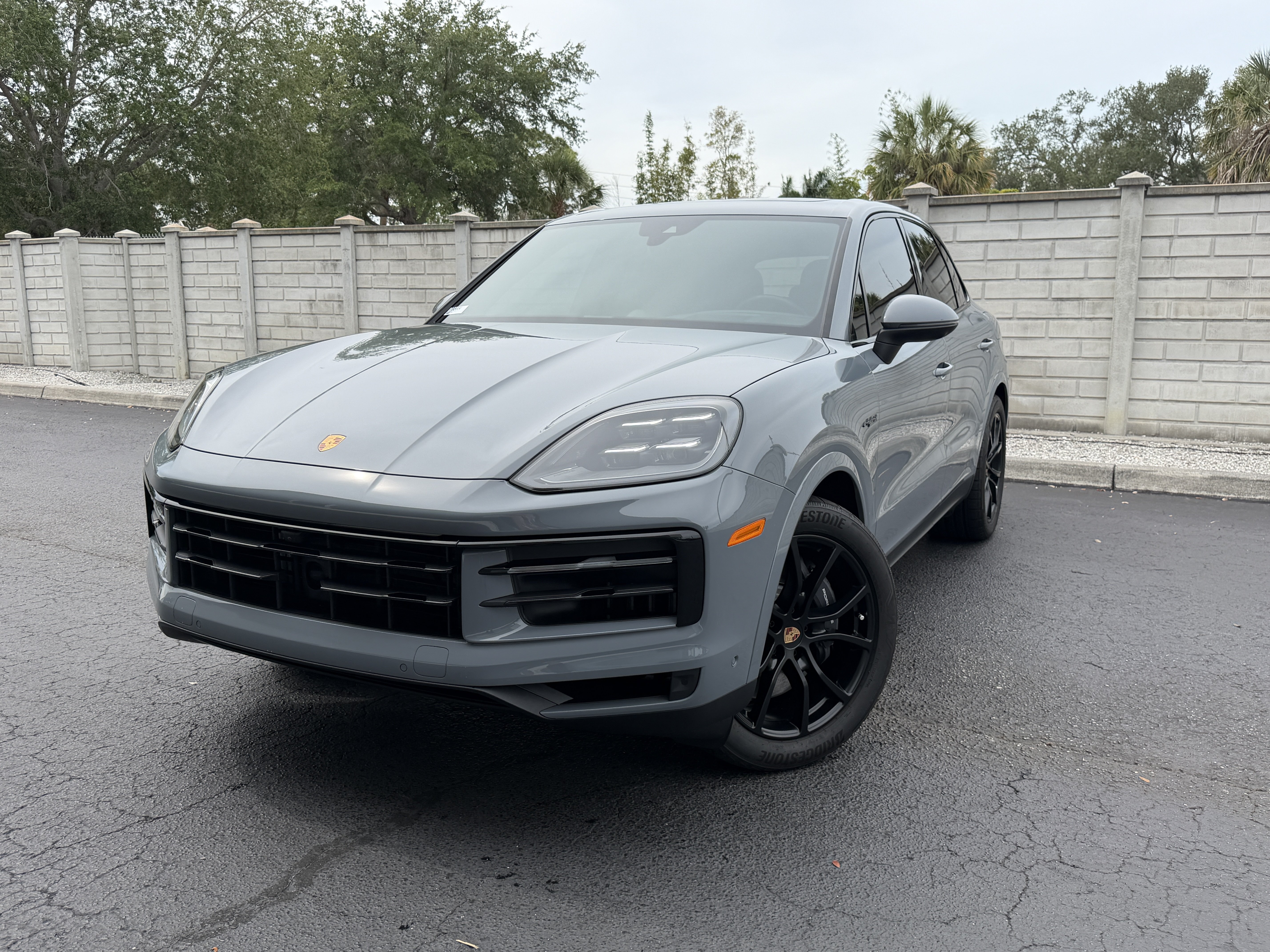 Certified 2025 Porsche Cayenne E-Hybrid