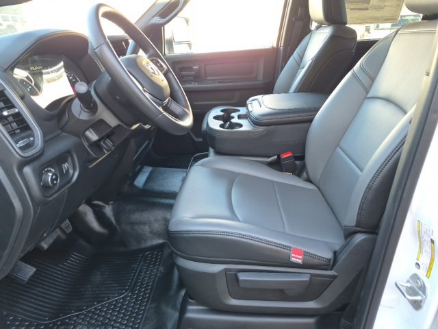 New 2026 RAM 3500 Tradesman w/ Chrome Appearance Group image 19