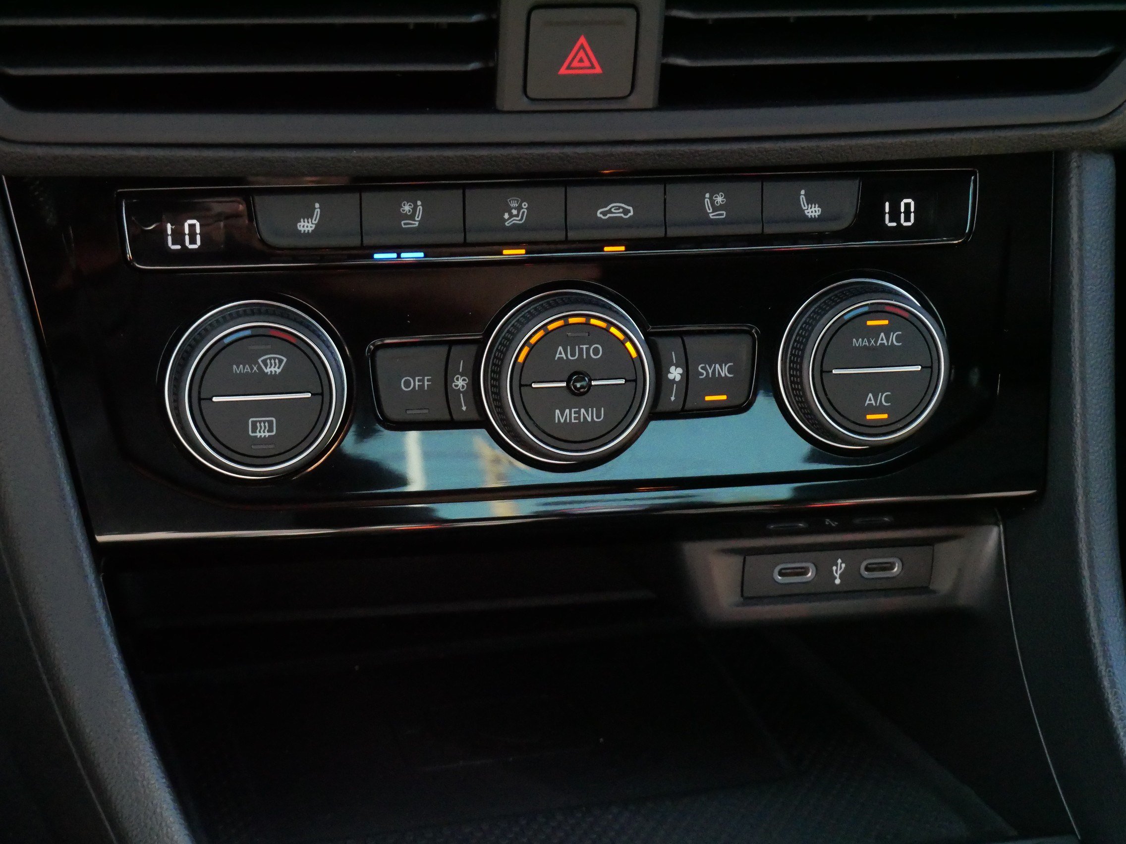 Certified 2023 Volkswagen Jetta GLI Autobahn w/ GLI Black Package FWD image 23