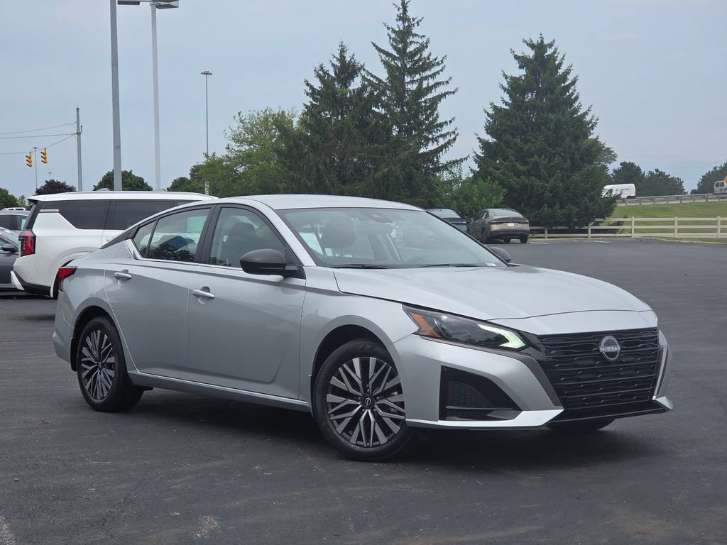 New 2026 Nissan Altima 2.5 SV AWD/4WD image 2