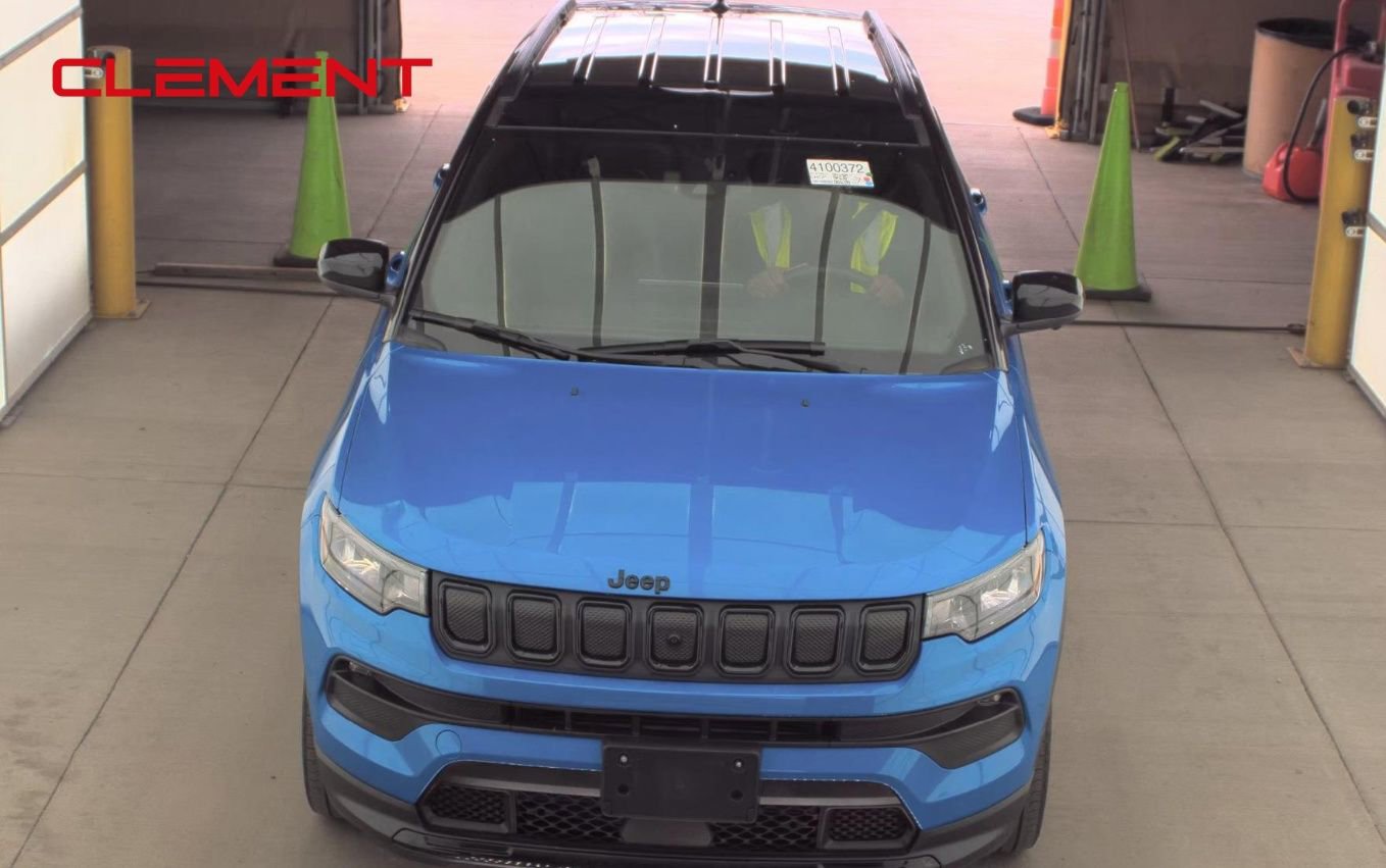 Used 2022 Jeep Compass Altitude w/ Convenience Group AWD/4WD image 2