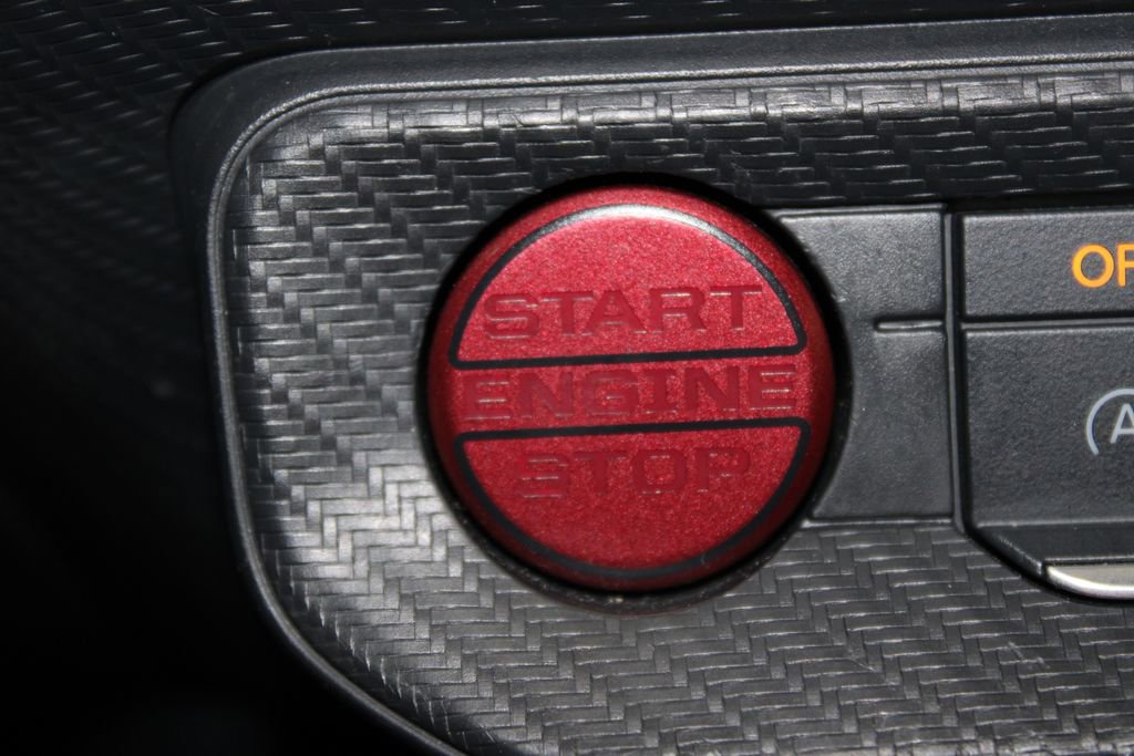 Used 2024 Ford Mustang EcoBoost image 41