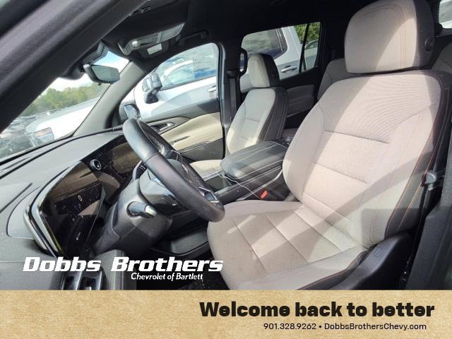 Used 2026 Chevrolet Traverse LT w/ Driver Confidence Package FWD image 14