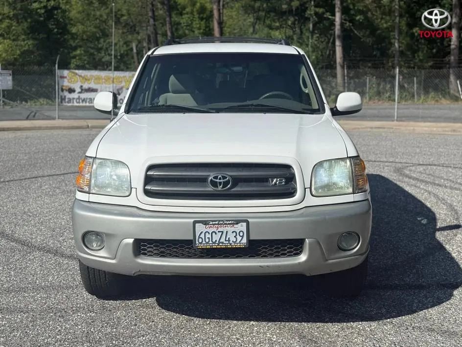 Used 2003 Toyota Sequoia SR5 RWD image 3