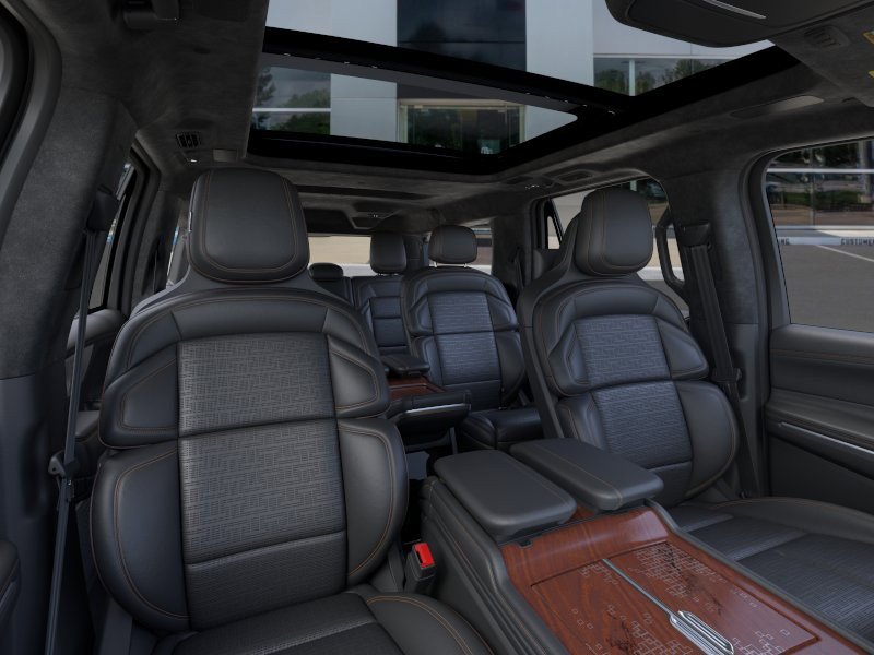 New 2026 Lincoln Navigator L Black Label AWD/4WD image 10