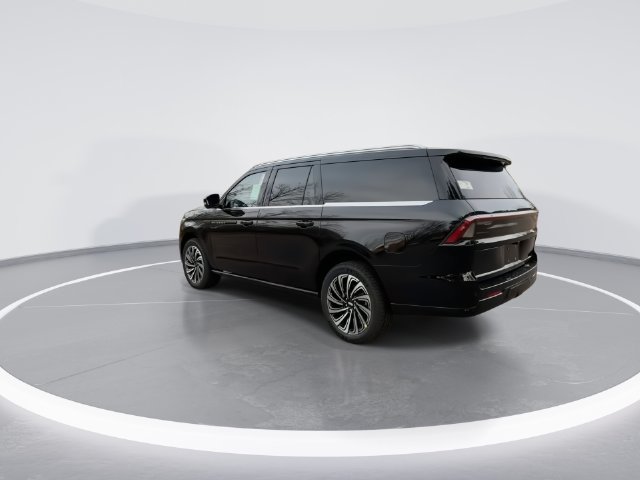 New 2025 Lincoln Navigator L Black Label AWD/4WD image 6