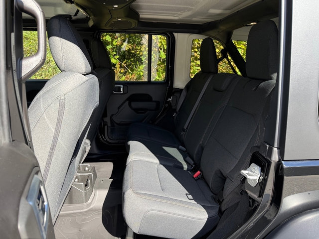 New 2026 Jeep Wrangler Unlimited Sport image 15