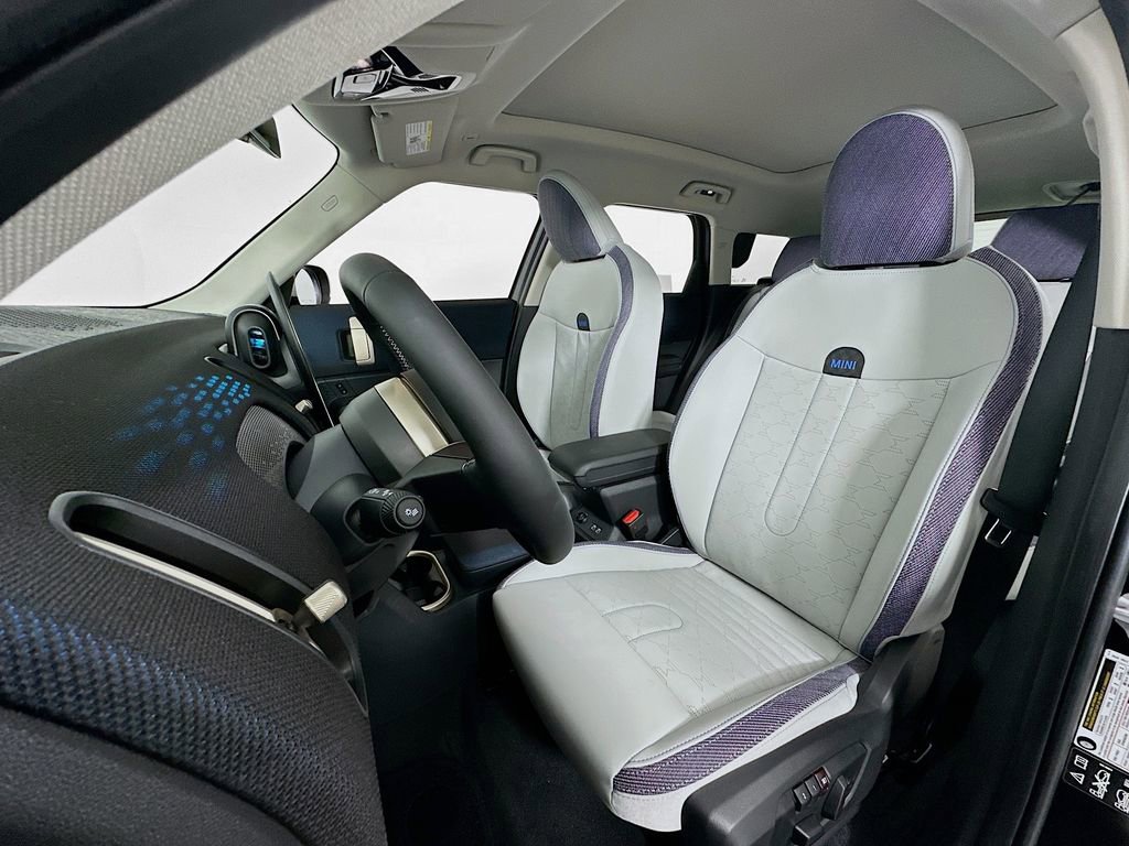 Certified 2025 MINI Cooper Countryman S image 16