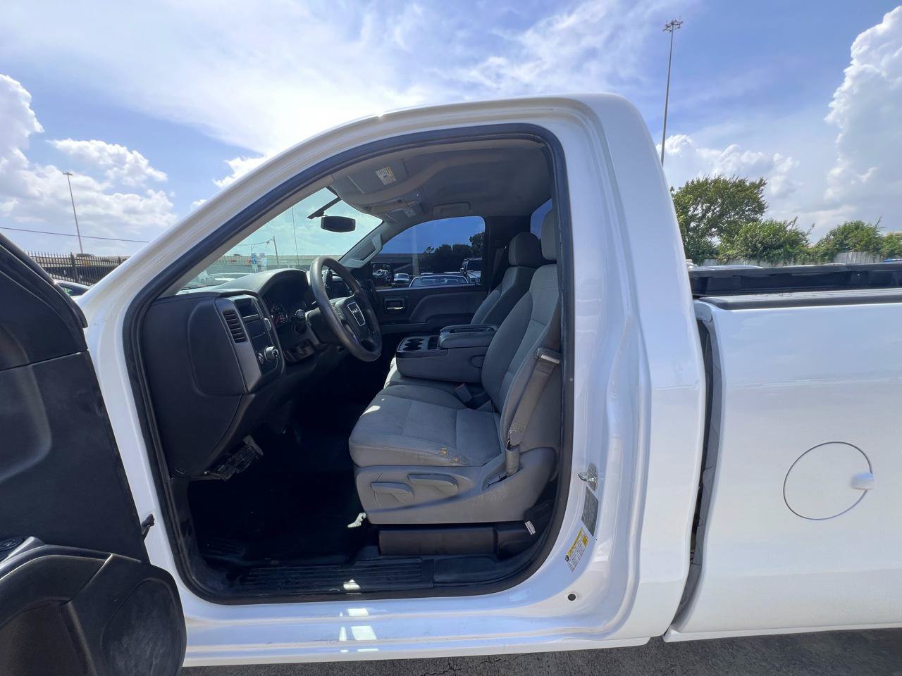 Used 2016 GMC Sierra 1500 2WD Regular Cab image 15