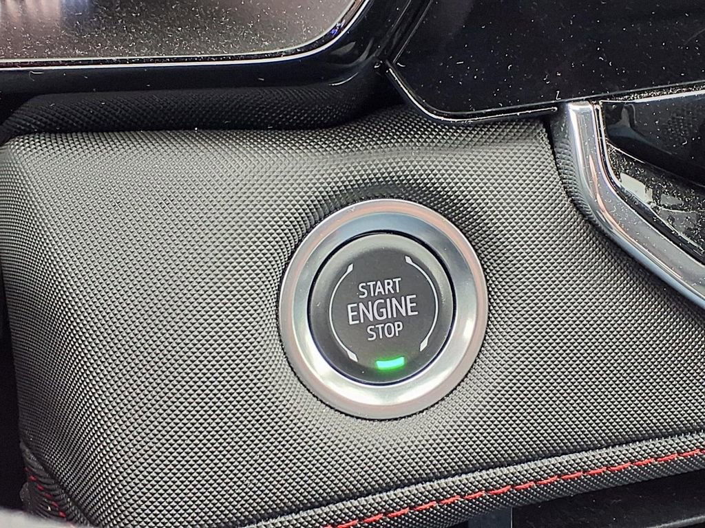 Used 2024 Chevrolet Colorado Z71 w/ Z71 Convenience Package 2 image 21