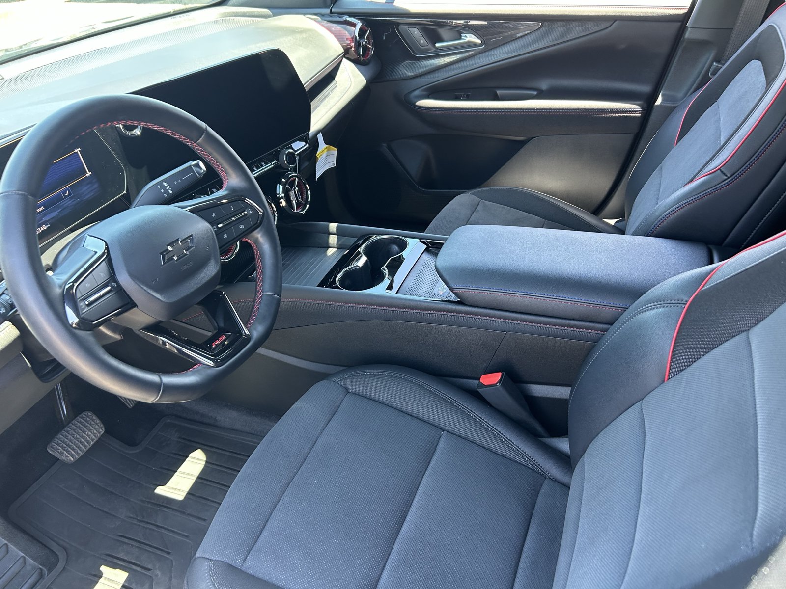 Certified 2025 Chevrolet Blazer EV RS AWD/4WD image 22