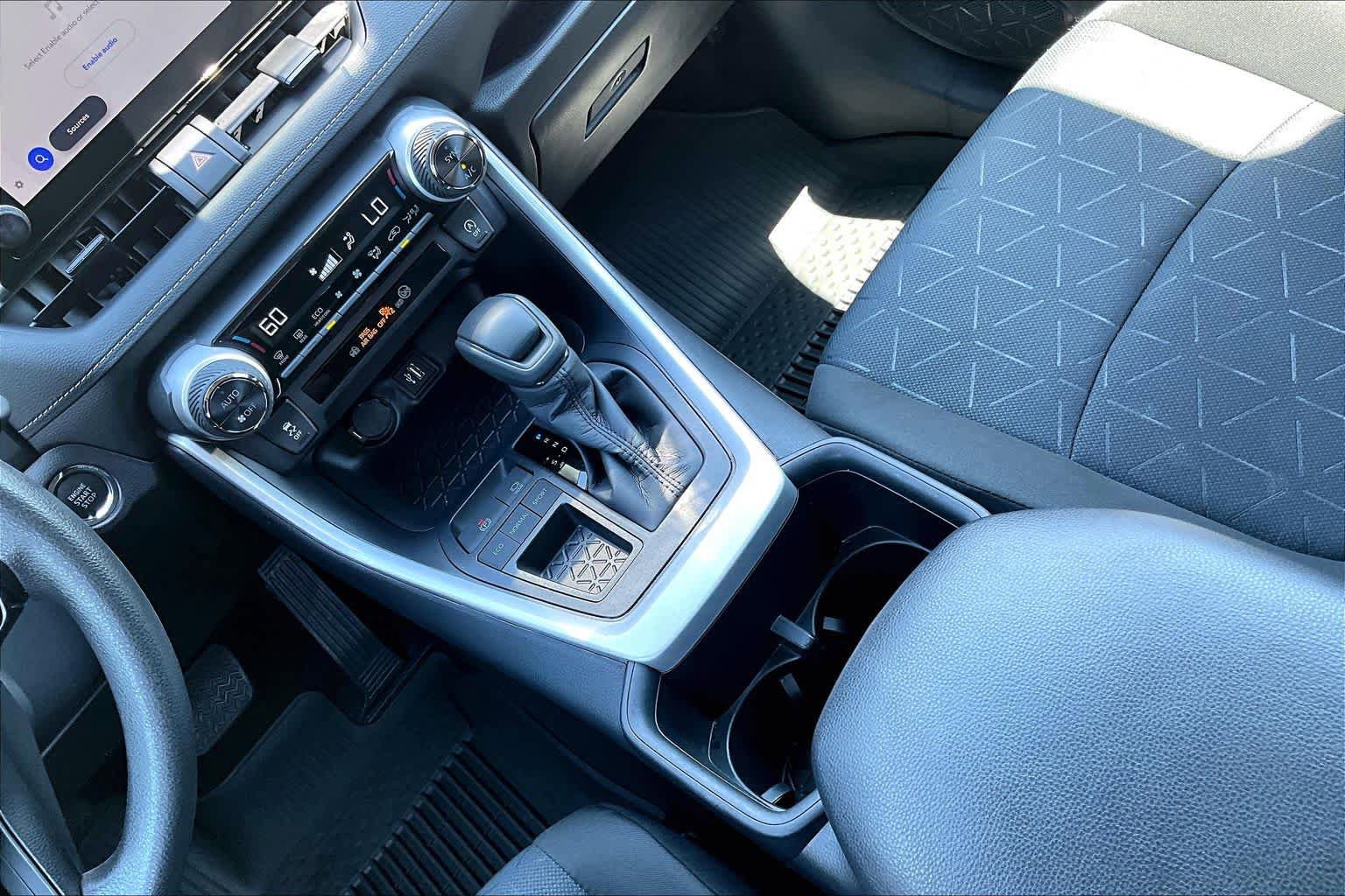 Certified 2025 Toyota RAV4 XLE w/ Convenience Package FWD image 17