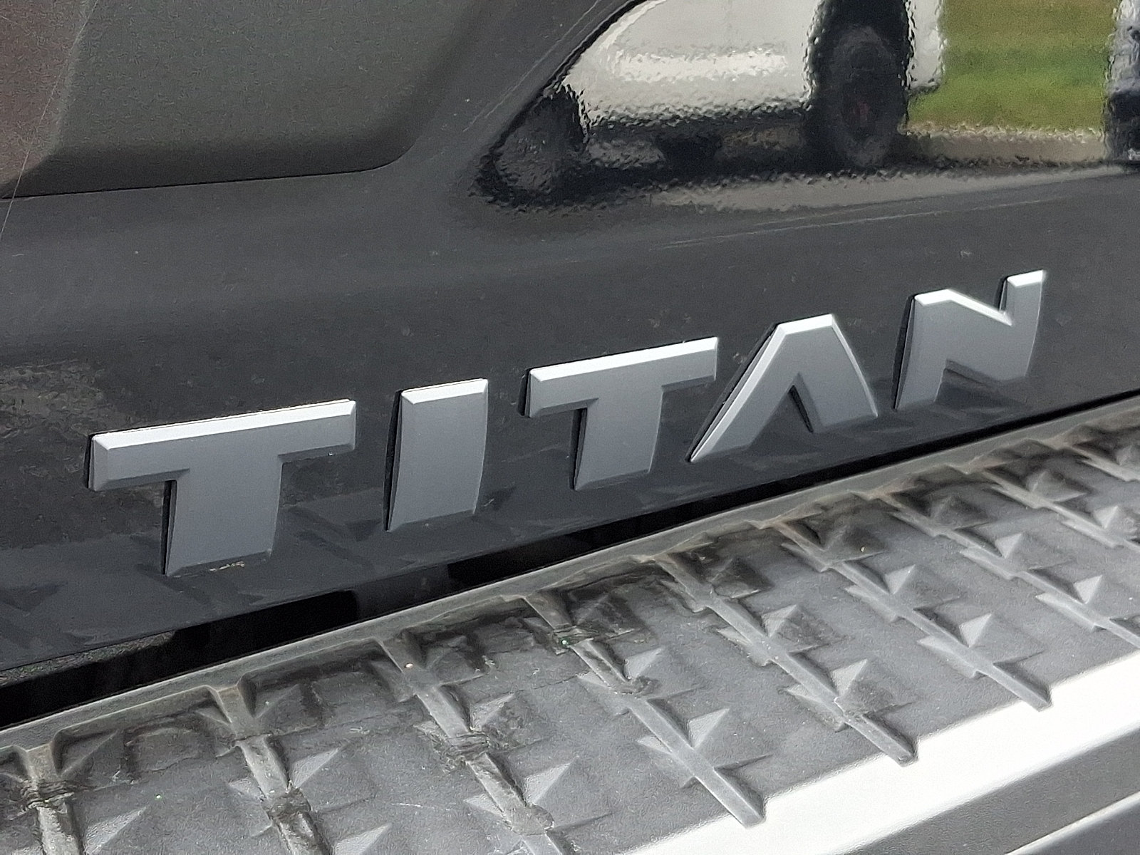 Certified 2024 Nissan Titan PRO-4X w/ Pro-4x Convenience Package AWD/4WD image 37