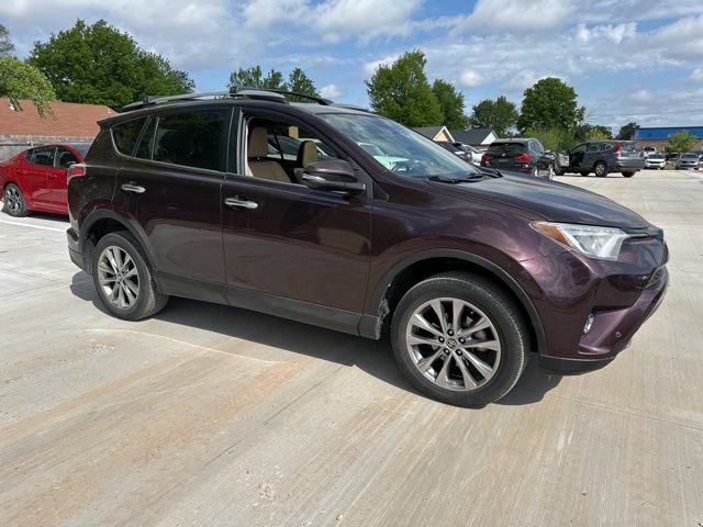 Used 2017 Toyota RAV4 Limited image 17