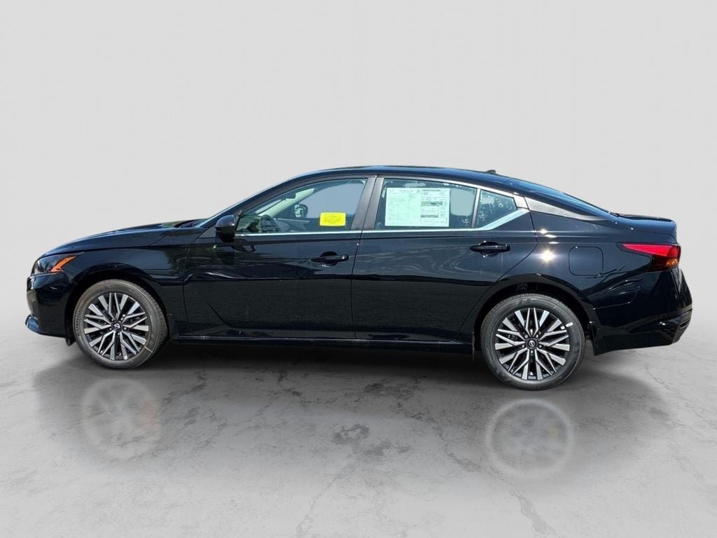 New 2026 Nissan Altima 2.5 SV AWD/4WD image 2